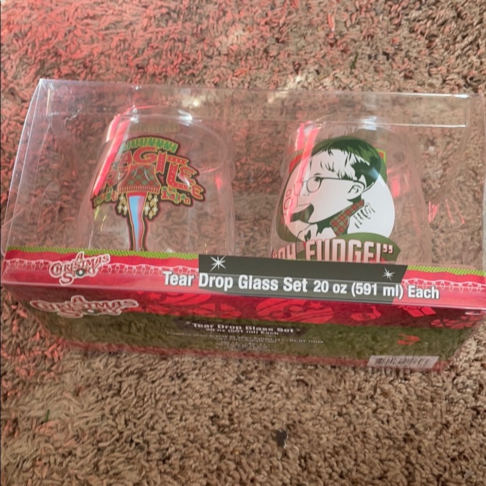 A Christmas story tear drop glass set
